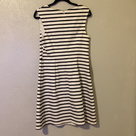 Striped a-line dress - Picture 4 of 4